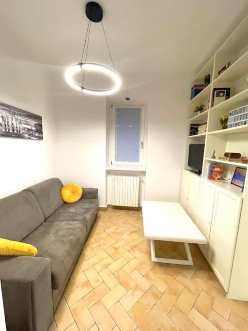 Santa Sofia Apartment Milan Bagian luar foto
