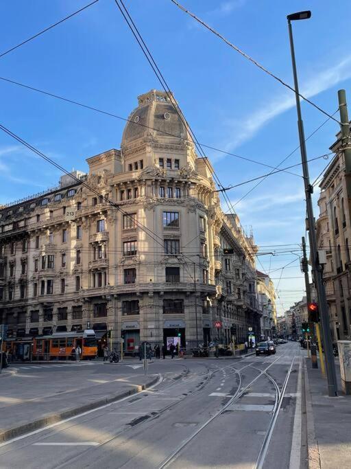Santa Sofia Apartment Milan Bagian luar foto