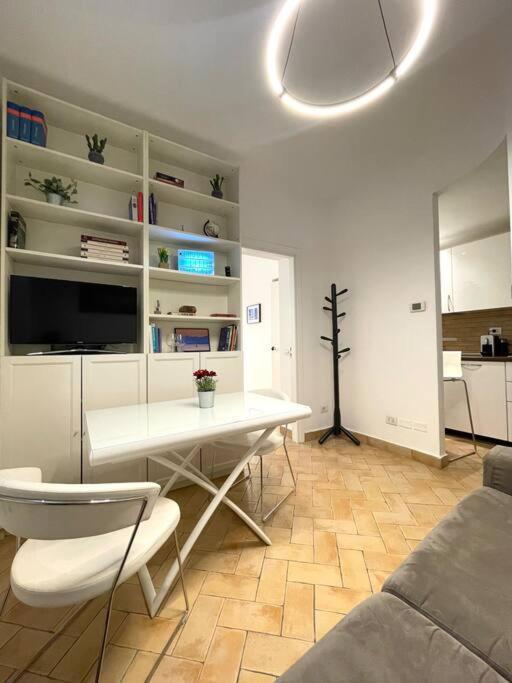 Santa Sofia Apartment Milan Bagian luar foto