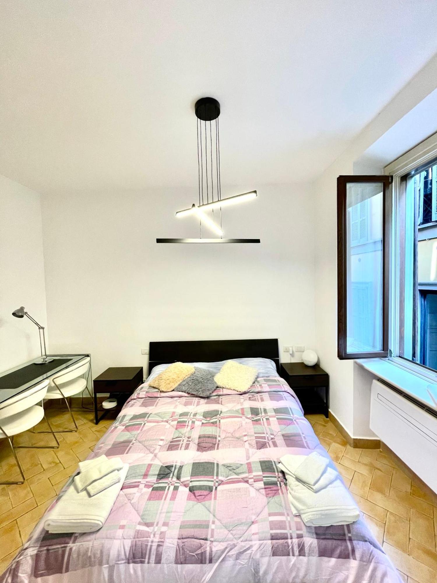 Santa Sofia Apartment Milan Bagian luar foto