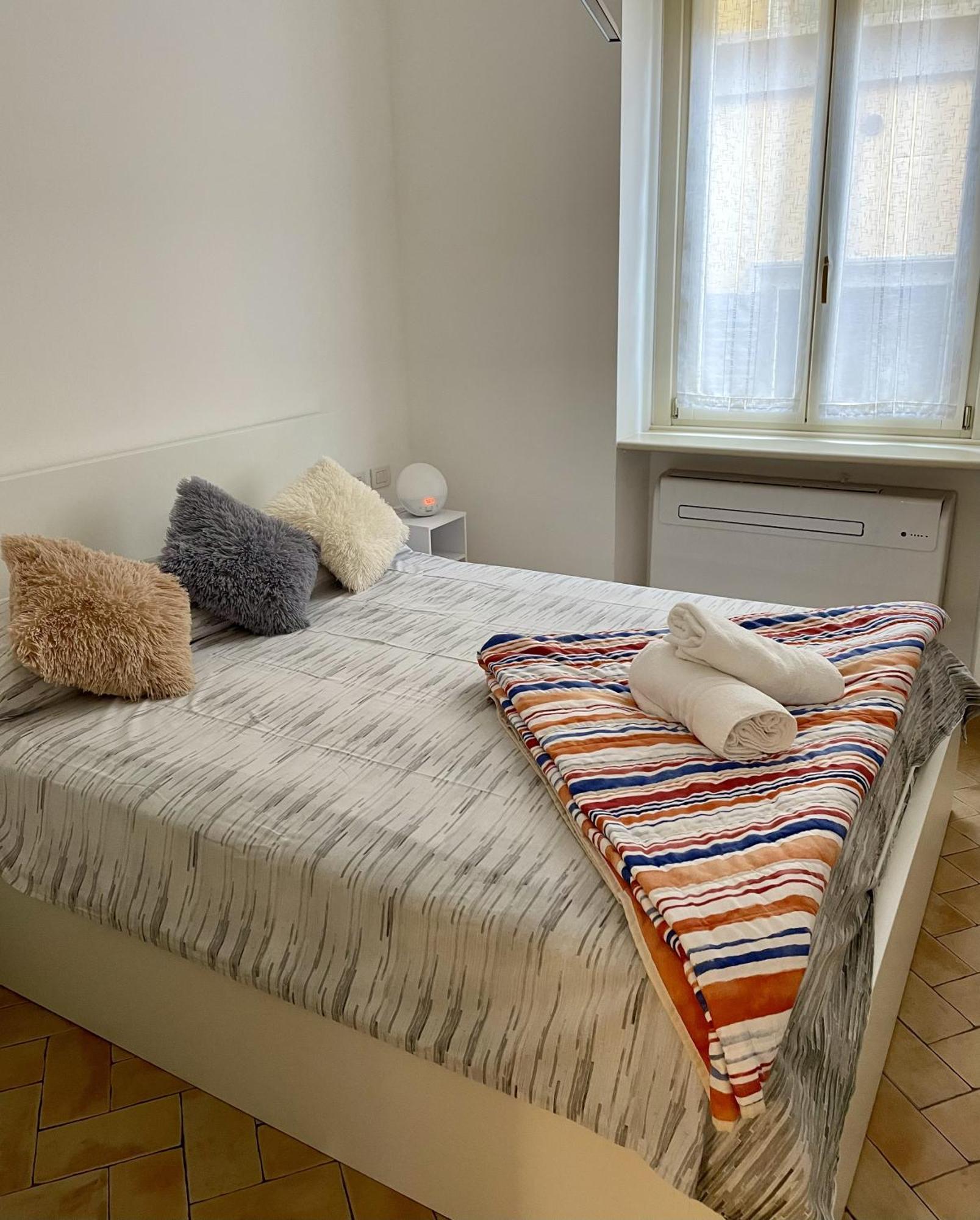 Santa Sofia Apartment Milan Bagian luar foto